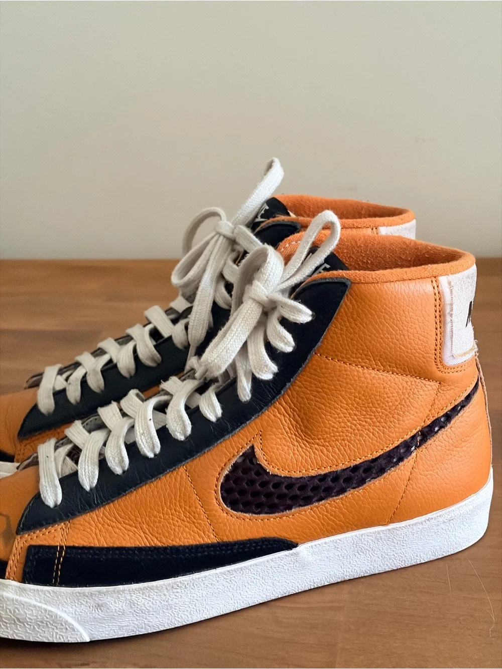 Nike By You Blazer Mid ‘77 Custom Leather Sneakers Men’s US 9 Orange Black Suede
